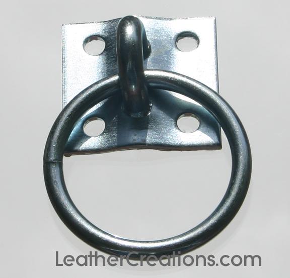 Hitching ring on mounting plate